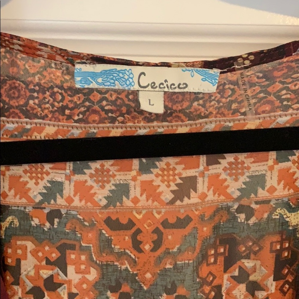 Romper - Picture 2 of 3